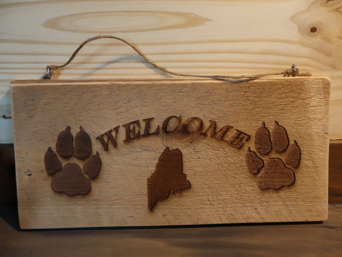 Dog Paw Welcome Sign